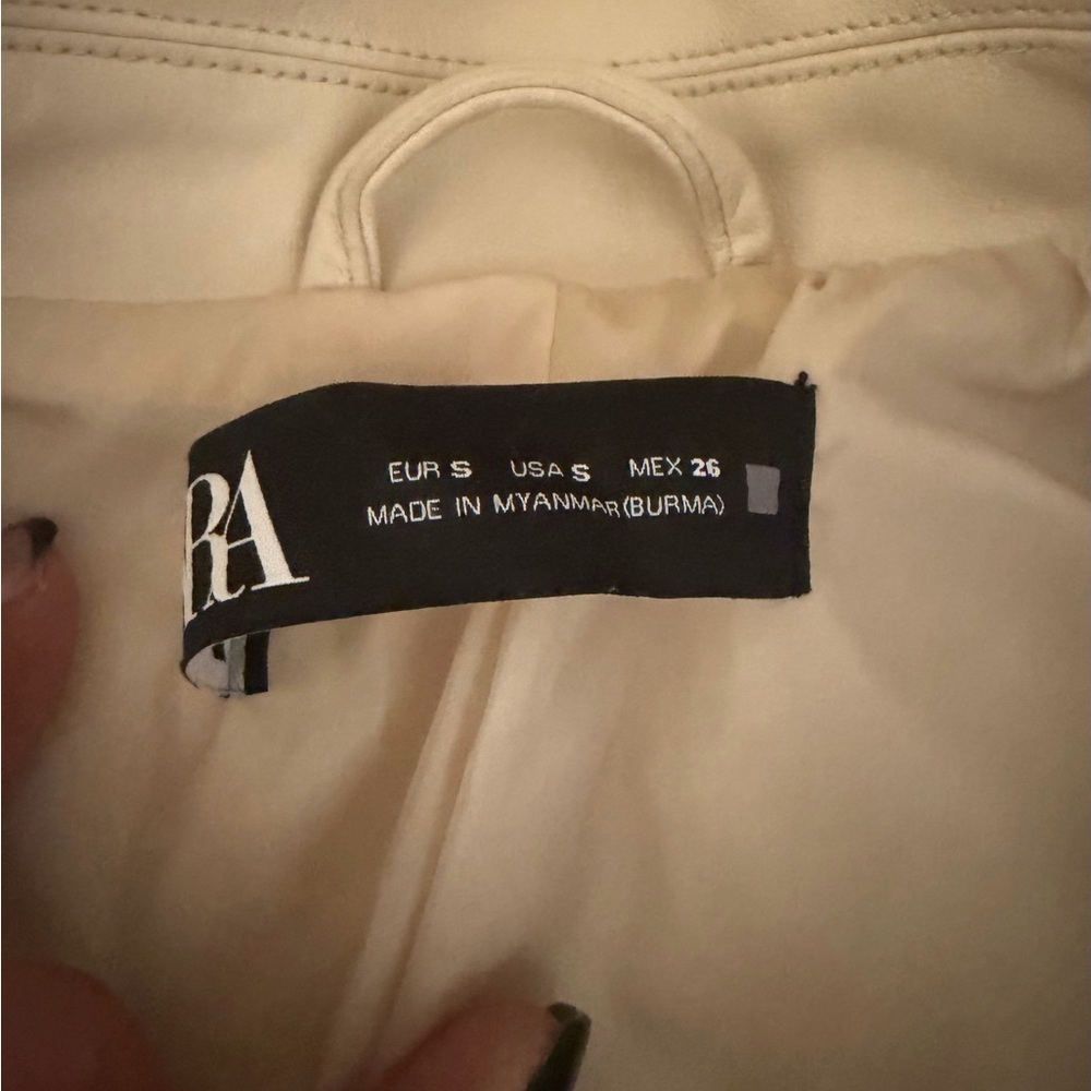 Zara Cream Faux Leather Moto Jacket​​ - Picture 3 of 4